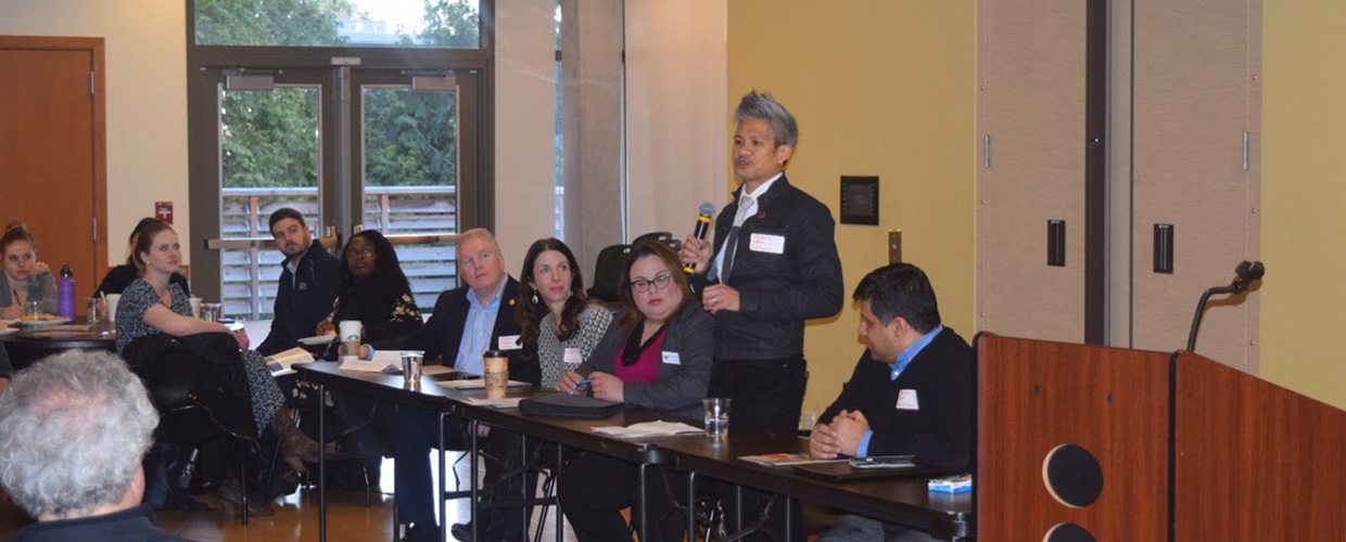 Professionals Attend the Seattle Diversity Best Practices Roundtable